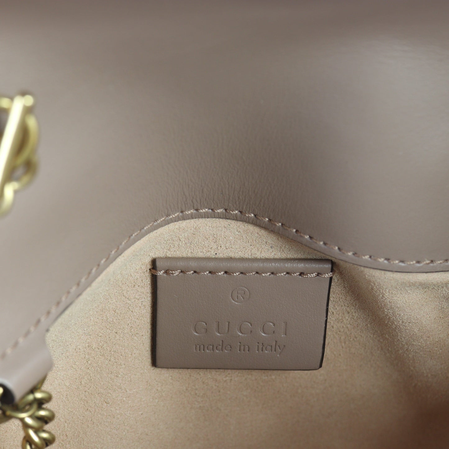 Gucci GG Marmont Matelasse Super Mini Shoulder Bag