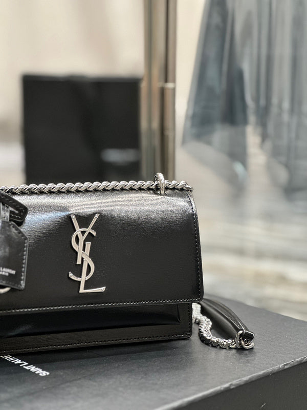 Amelia - YSL Bag - 3971