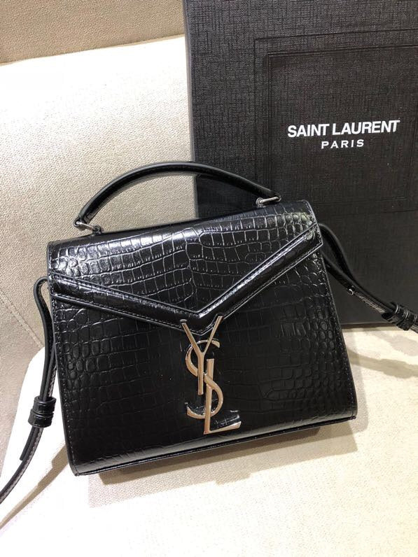 Amelia - YSL Bag - 3592
