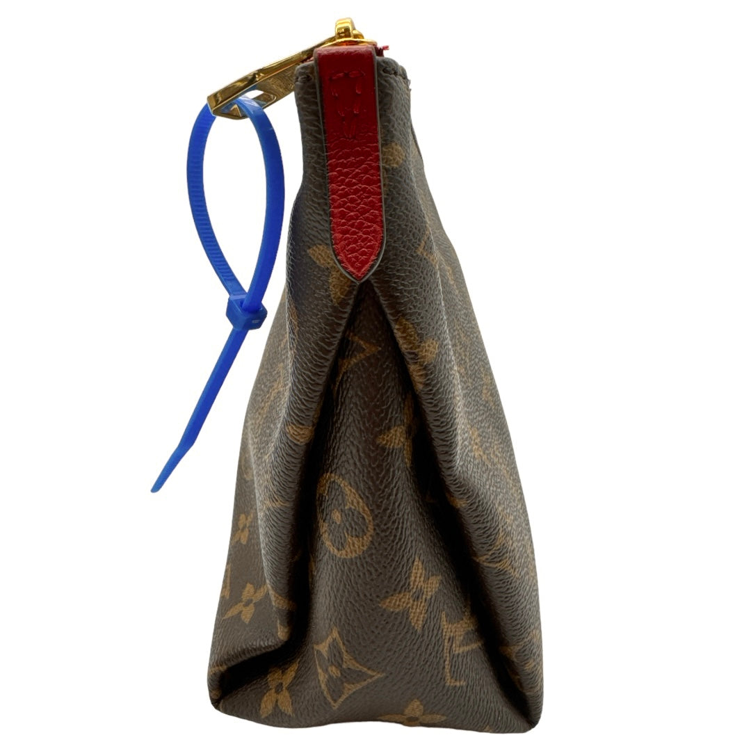 Makeup Bag Luxury Designer By Louis Vuitton  Size: Large