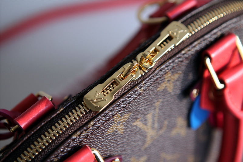 Fan Fashion Lu-Vi bags - 8281