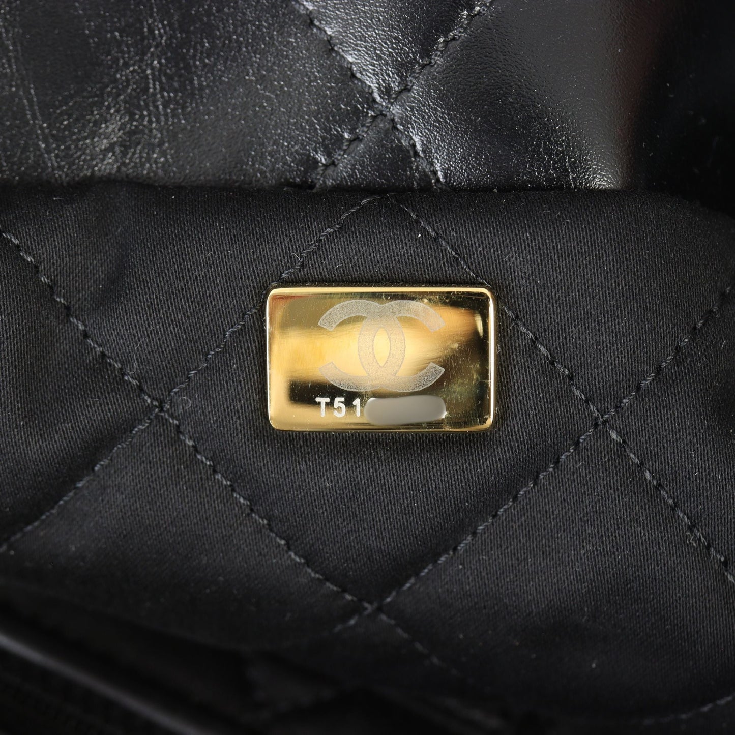 Chanel 22 Hobo Small