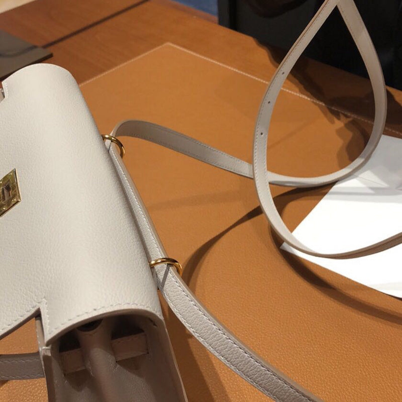 Amelia - HMS Bags - 1628