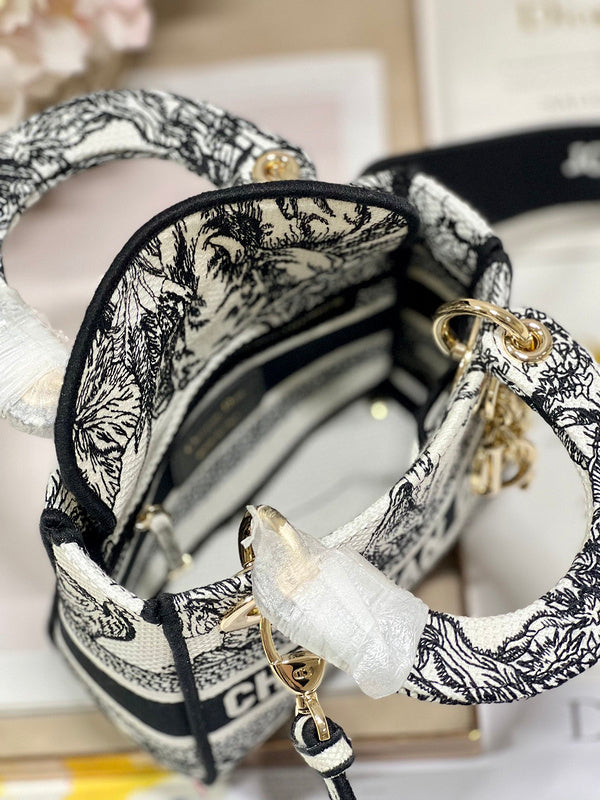Amelia-LAON - DOR Bags - 078