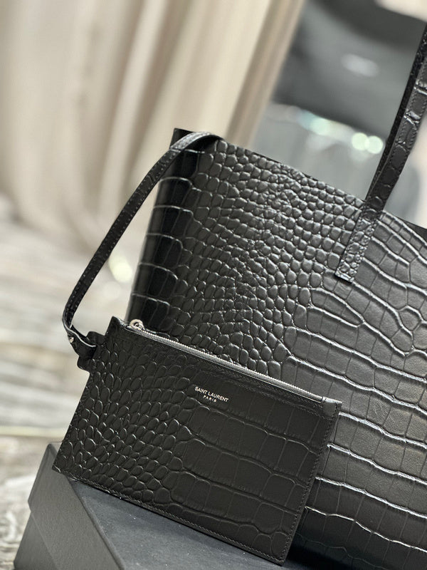 Amelia - YSL Bag - 3943