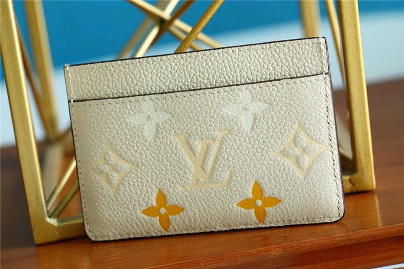 Fan Fashion Lu-Vi bags - 8938