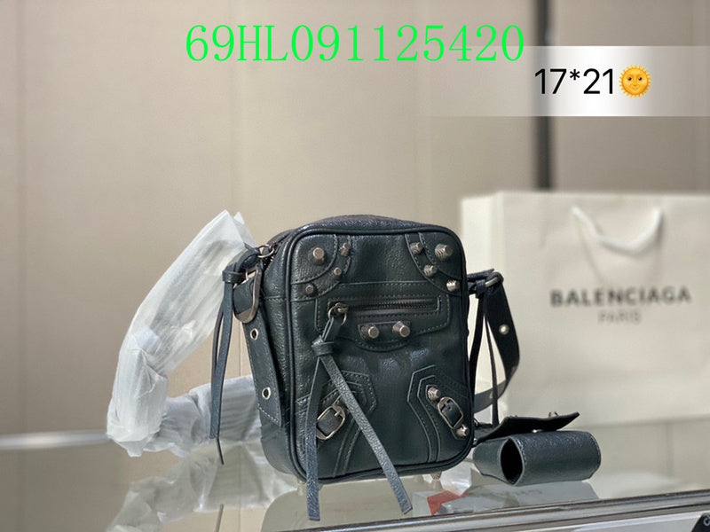 Amelia - BGA Bags - 1972