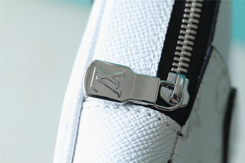 Fan Fashion Lu-Vi bags - 9897