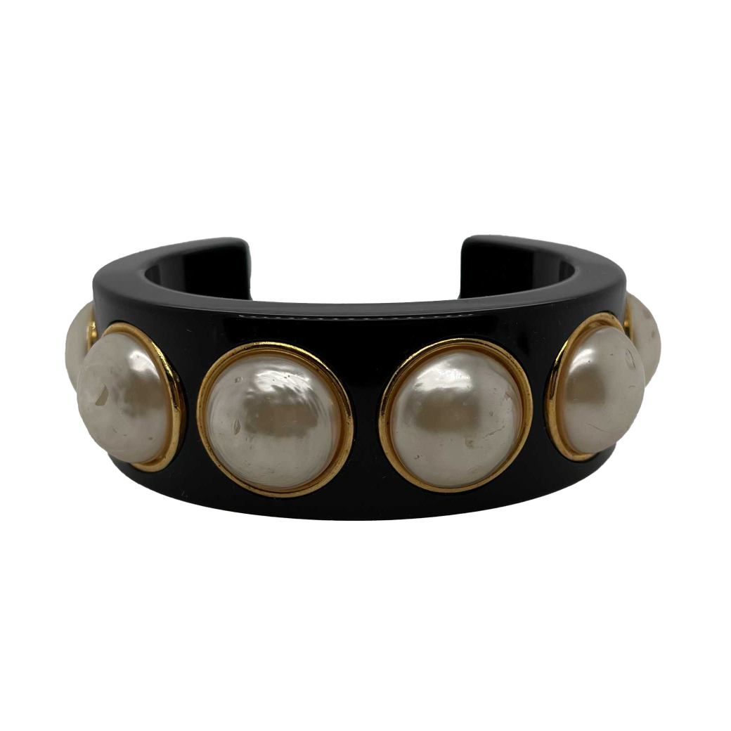 CHANEL -   Large Pearl Resin Cuff - Black - Bracelet