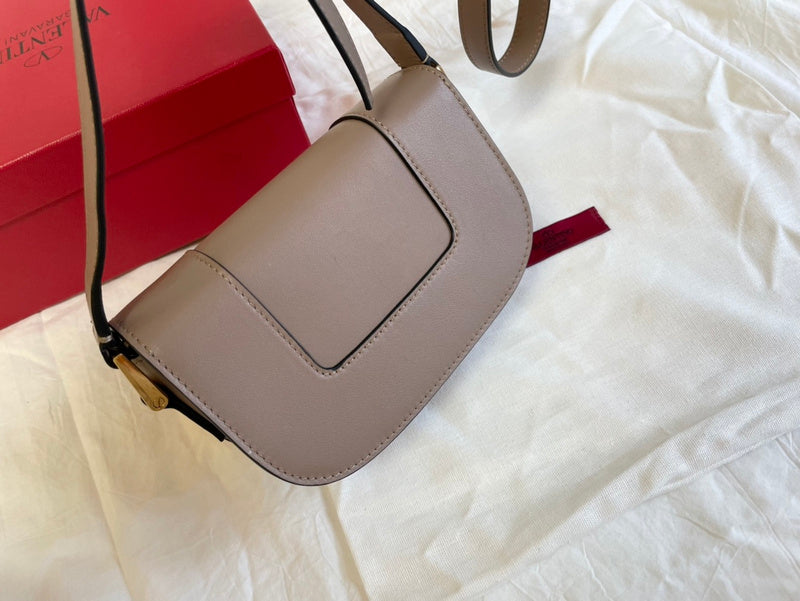 Amelia's Bag Gallery - VEL Bags - 728
