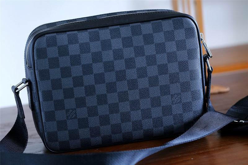 Fan Fashion Lu-Vi bags - 10075
