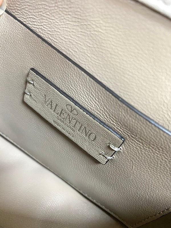 Amelia's Bag Gallery - VEL Bags - 307