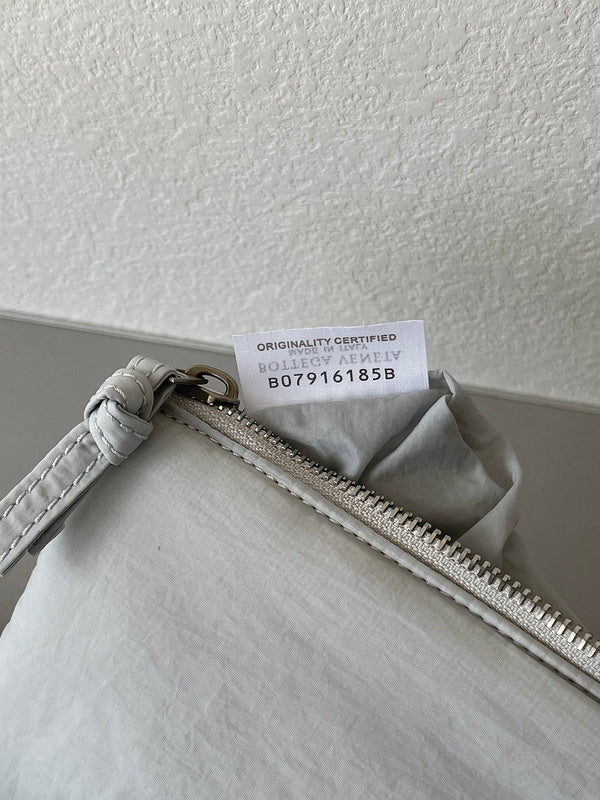 B-VENETA STYLISH HANBAGS FOR WOMEN - 012