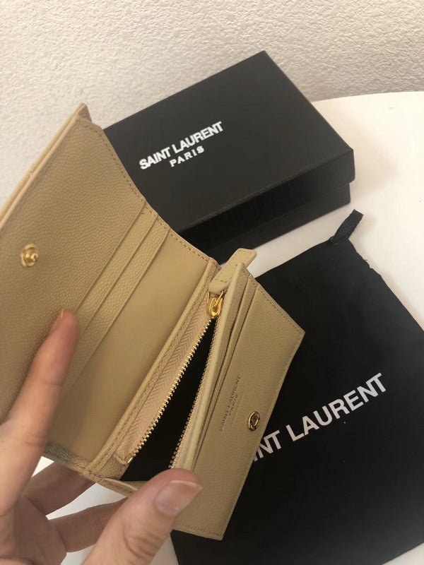 Amelia - YSL Bag - 3867