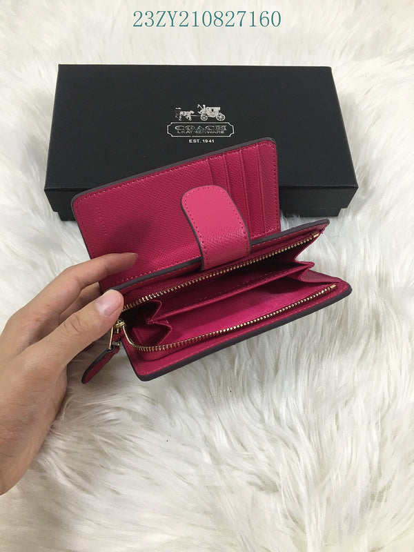Amelia - CAH Wallet - 144