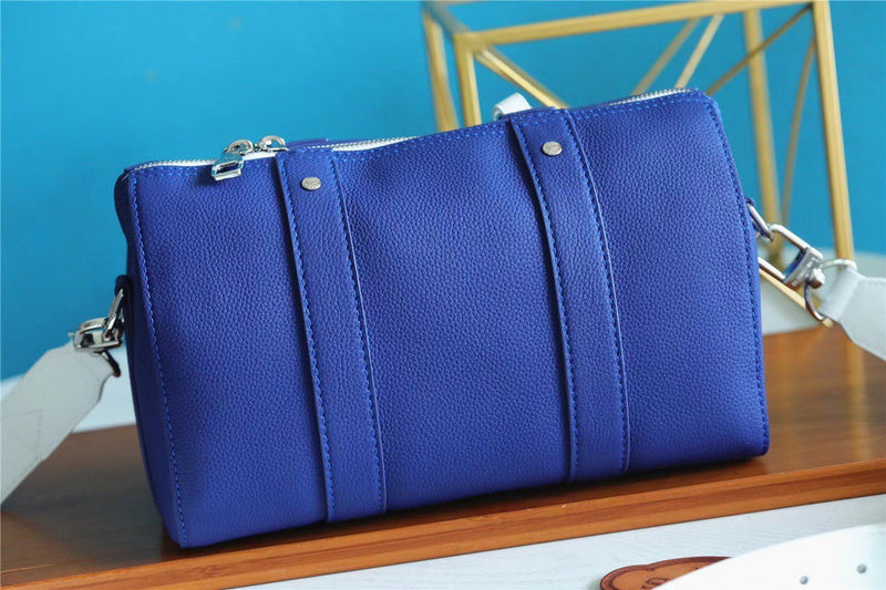 Fan Fashion Lu-Vi bags - 11235