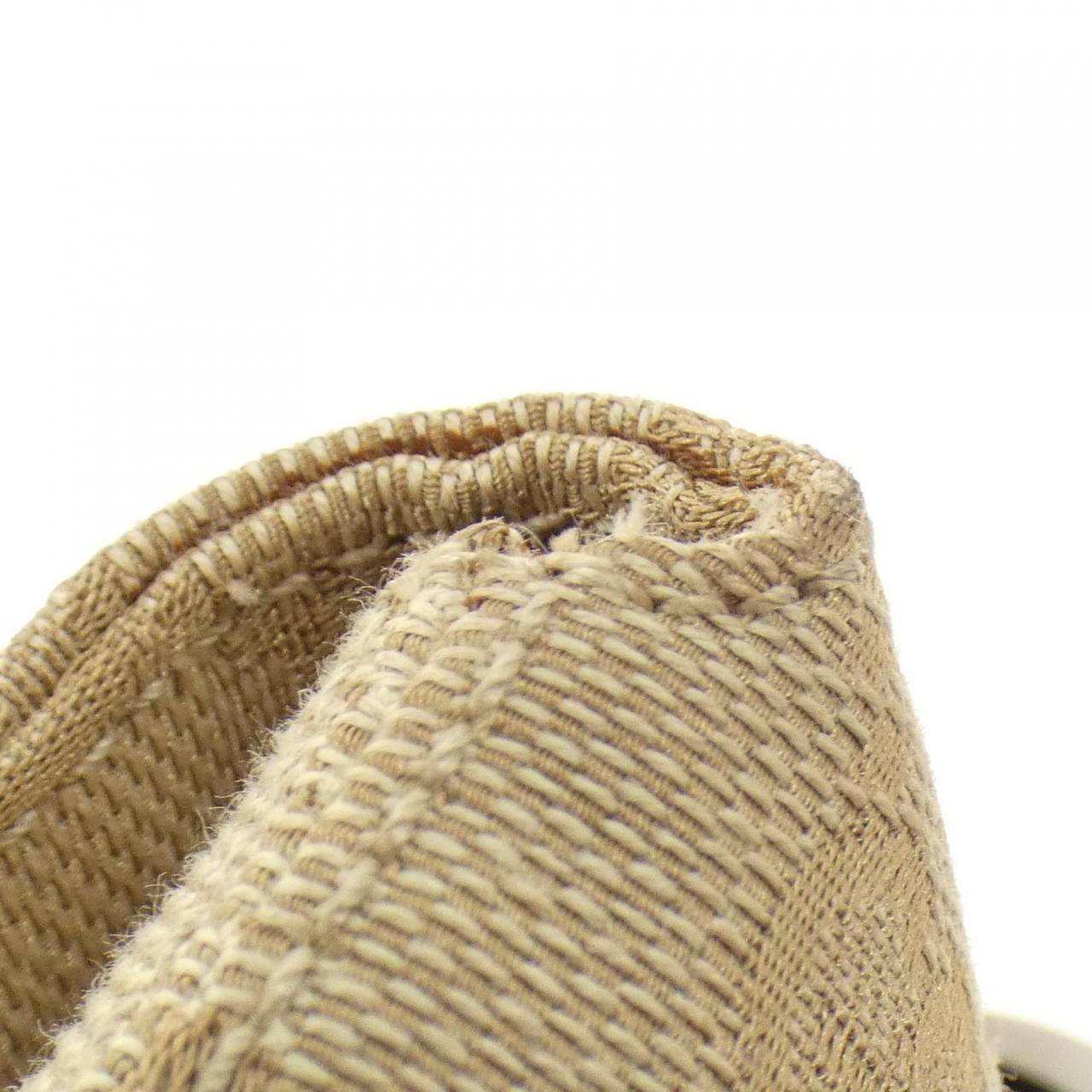 Gucci GG Canvas Shoulder Bag