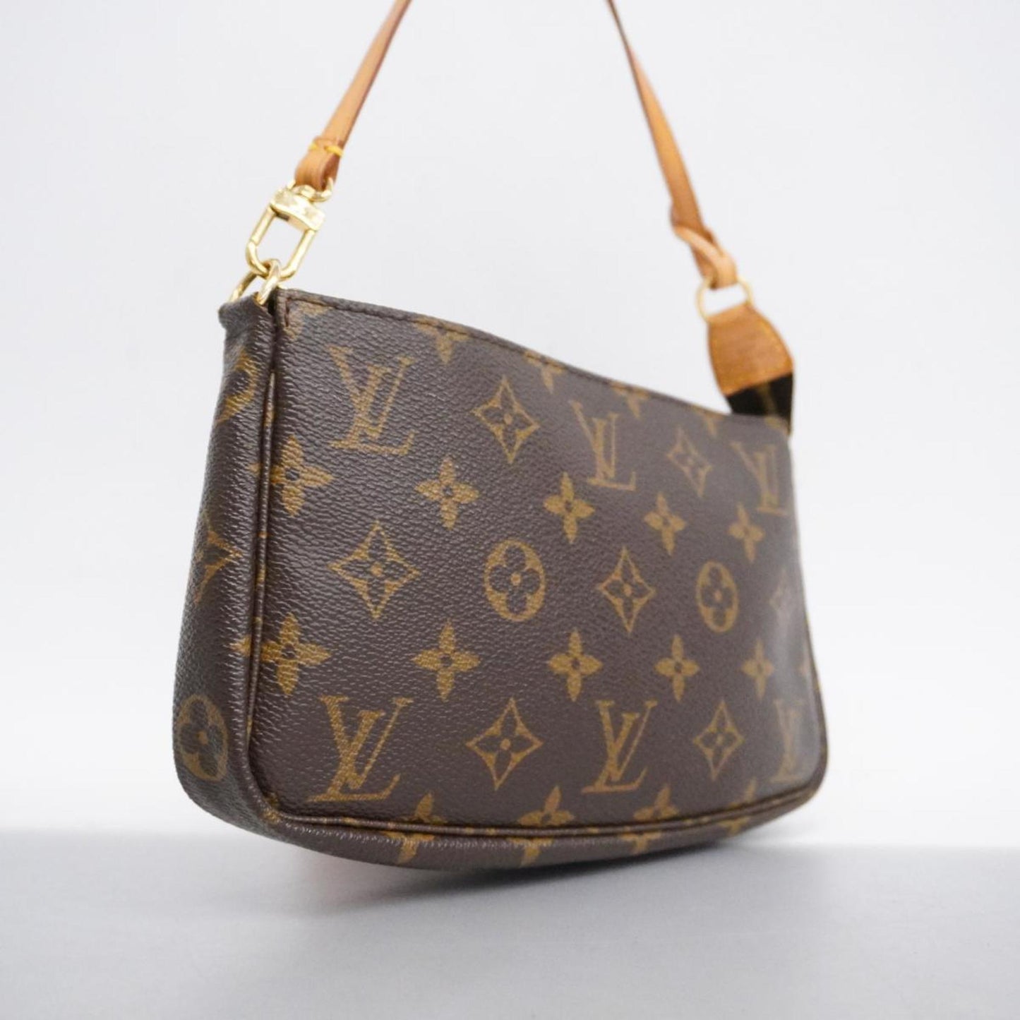 Louis Vuitton Pochette Accessoires  Canvas Clutch Bag
