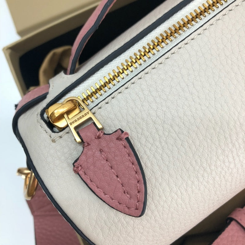 Burberry Bags - Bagsattire   459