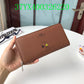 Amelia - CAH Wallet - 097