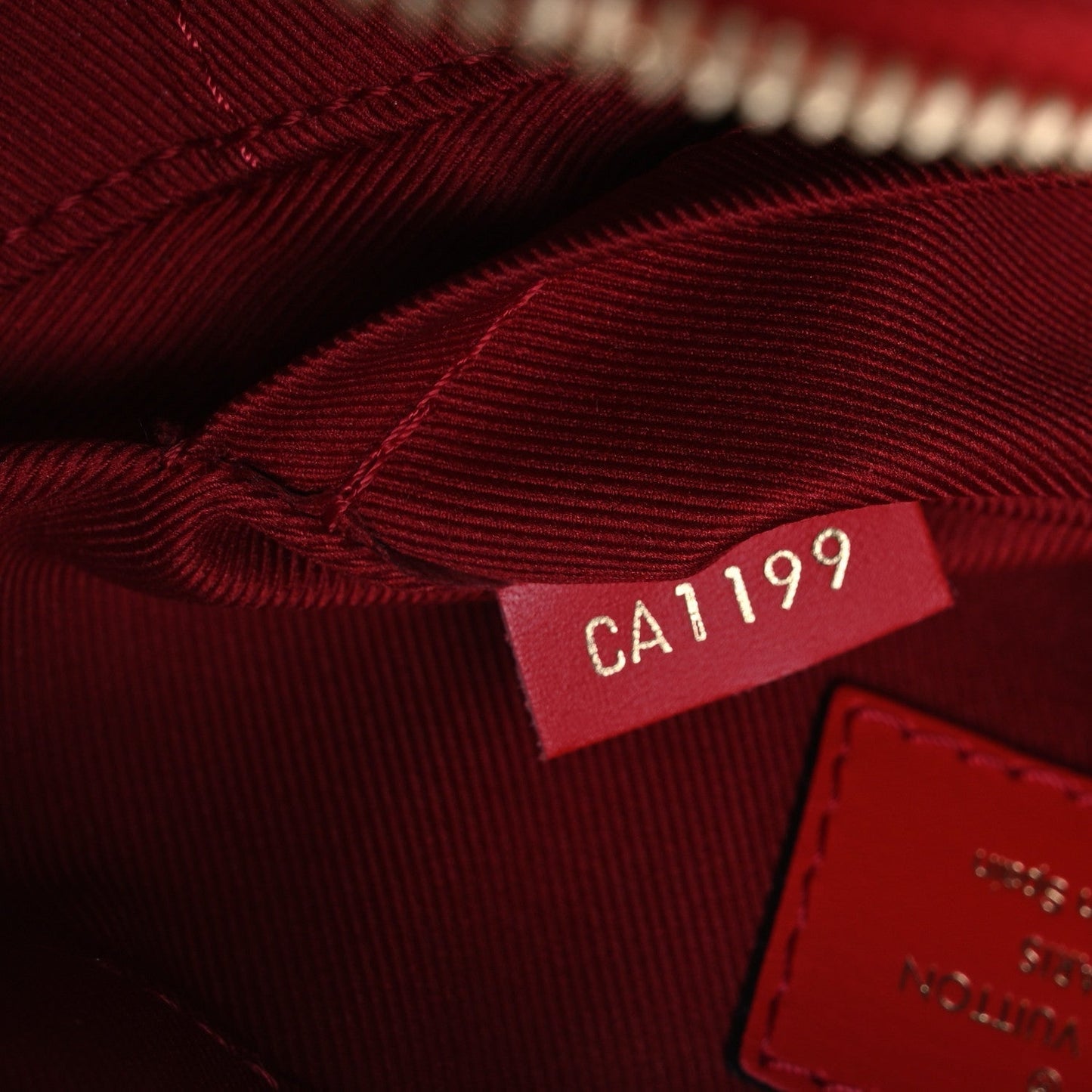 Louis Vuitton Monogram Saintonge Coquelicot