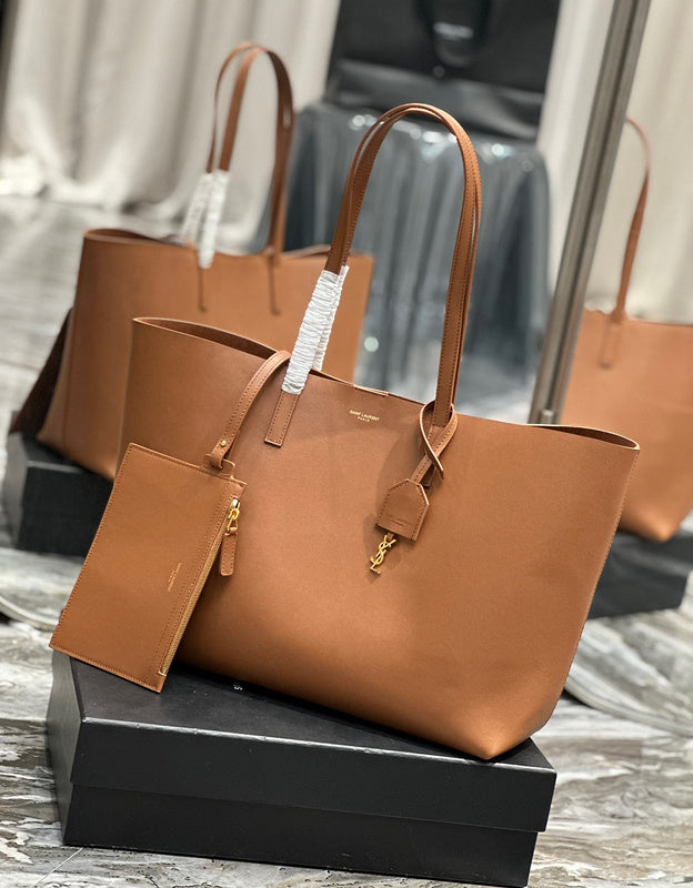 Amelia - YSL Bag - 3943