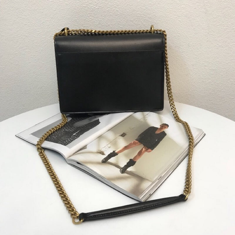 Amelia - YSL Bag - 3827