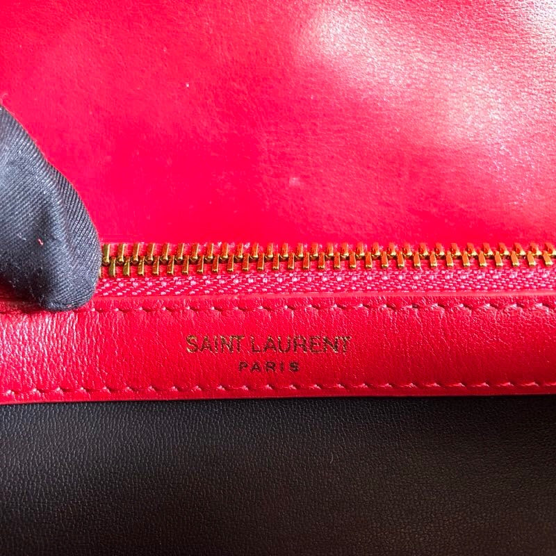 Amelia - YSL Bag - 2257