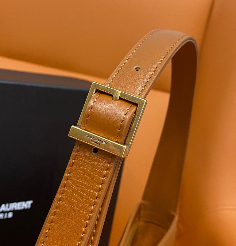Amelia - YSL Bag - 2010