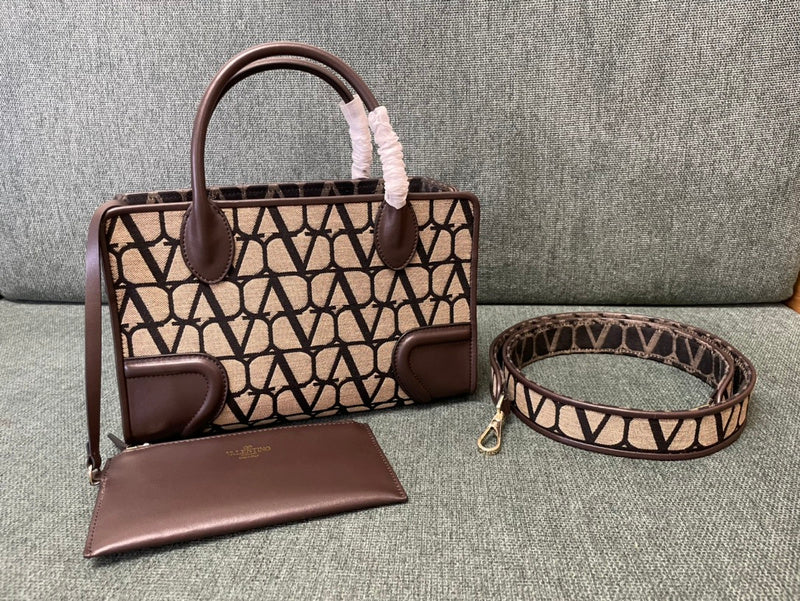 VAL LUXURY BAGS - FOR FASHION LOVERS  AFFORDABLE LUXURY BAGS- 800