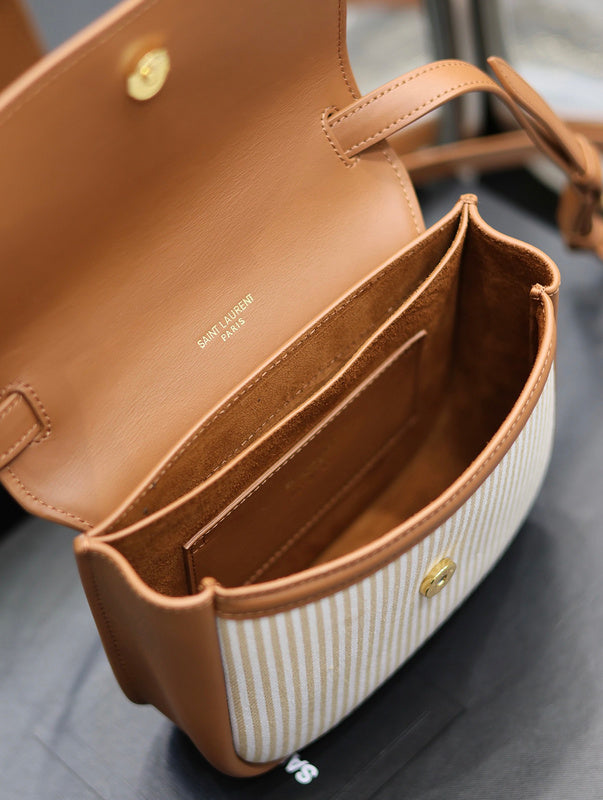 Amelia - YSL Bag - 1789