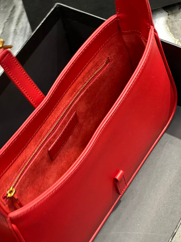 Amelia - YSL Bag - 2481