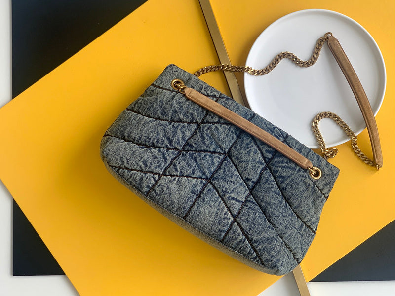 Amelia - YSL Bag - 4142