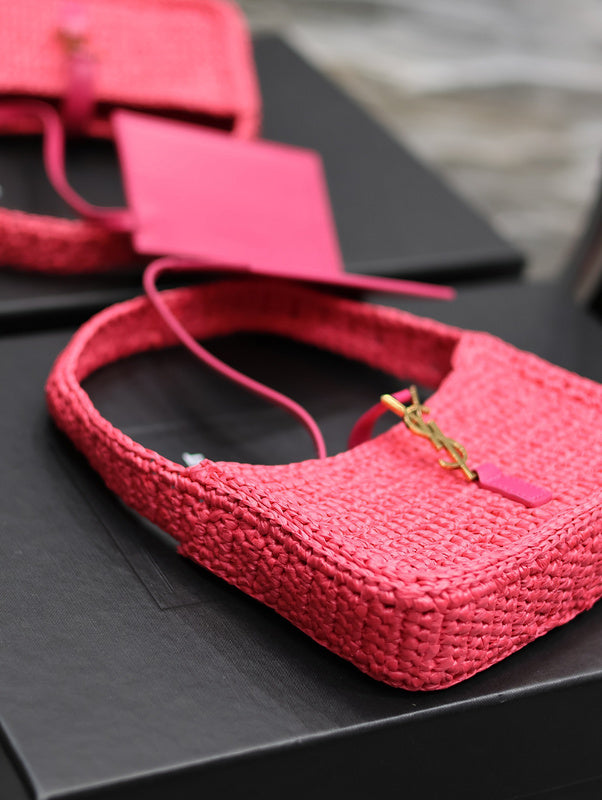 Amelia - YSL Bag - 1821