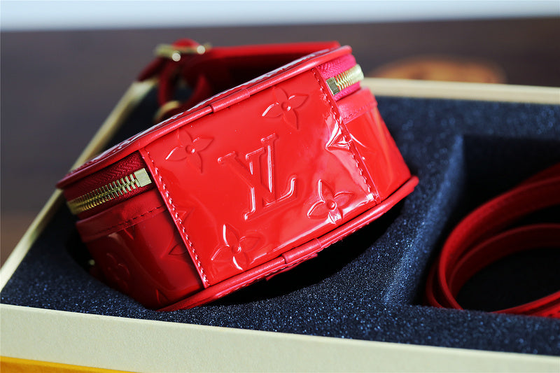 Fan Fashion Lu-Vi bags - 8323