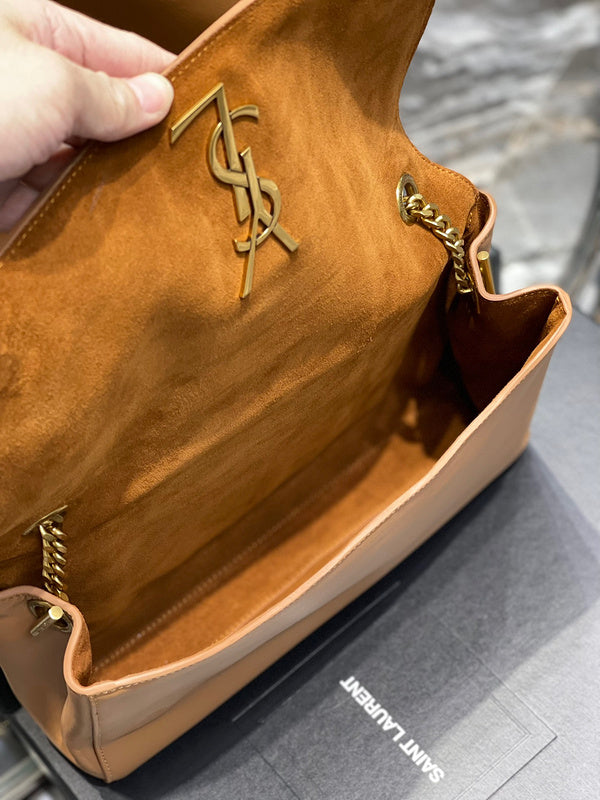 Amelia - YSL Bag - 4207