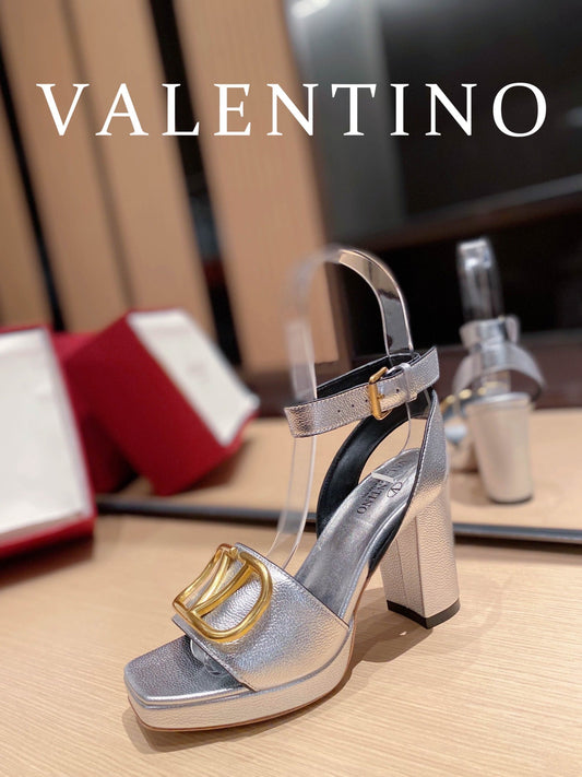 VAL -  Garavani Strap Heeled Sandals With V Logo Signature Embellishment SilAmelia- For Women