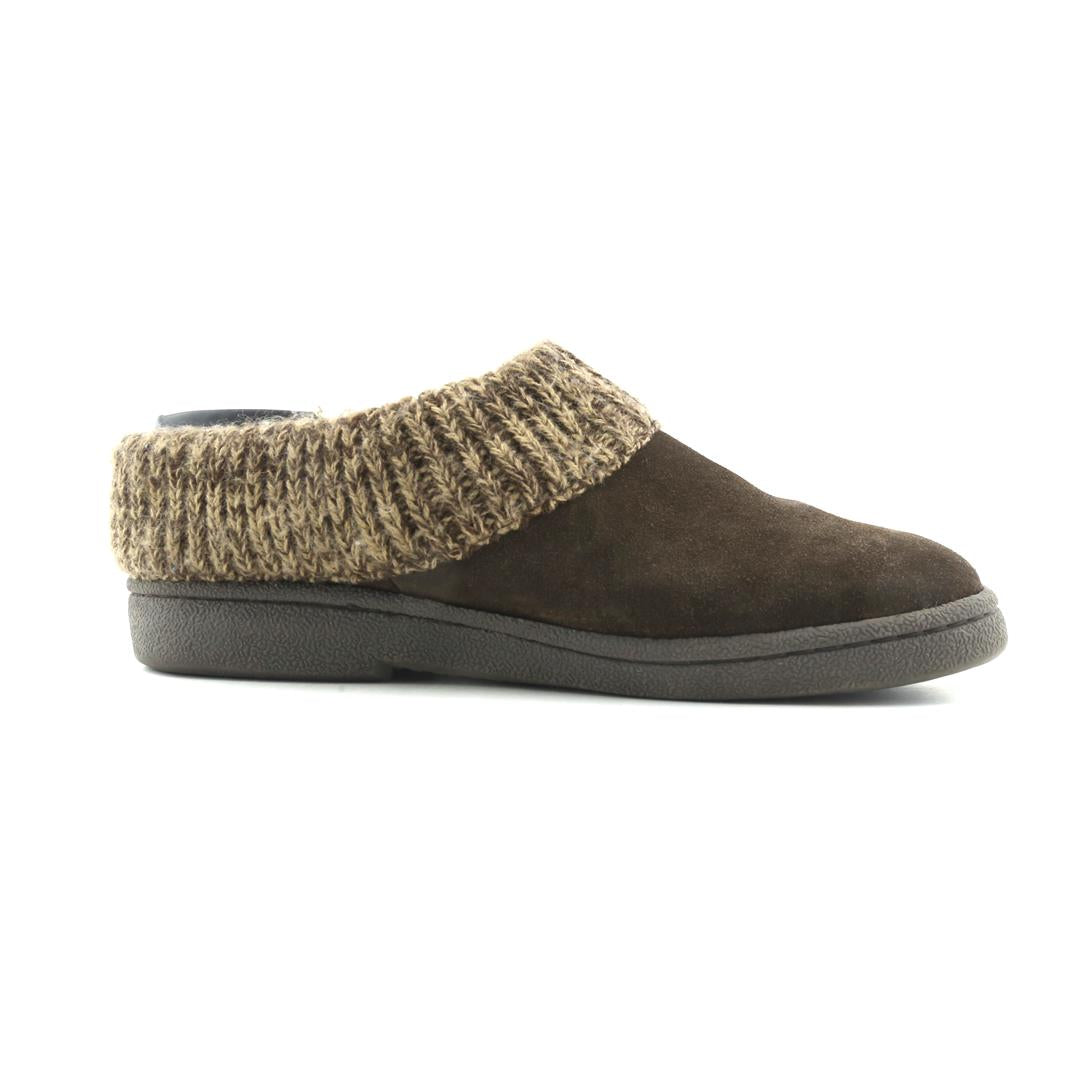 CLARKS .
