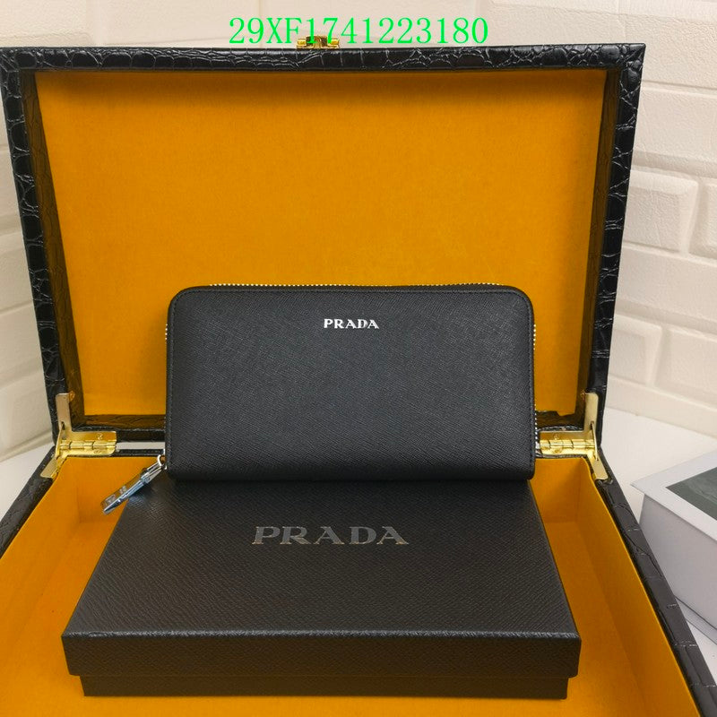 Amelia - PD Wallet - 194
