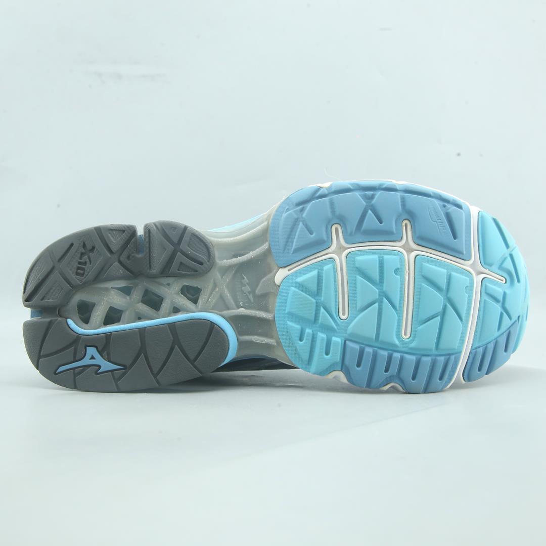 MIZUNO WAVE CREATION 17