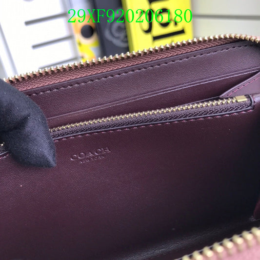 Amelia - CAH Wallet - 011