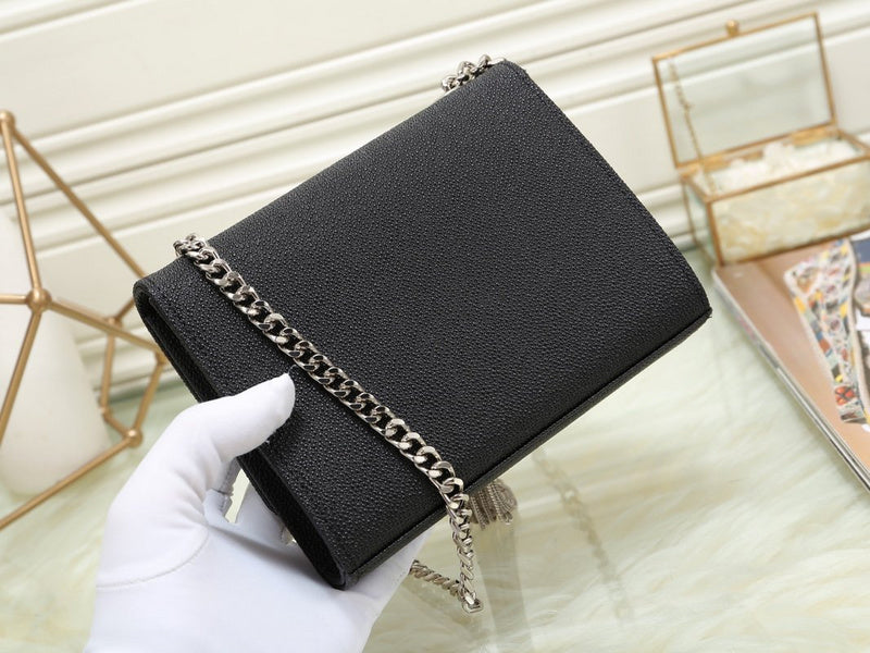 Amelia - YSL Bag - 3553