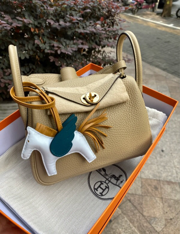 Amelia - HMS Bags - 1774