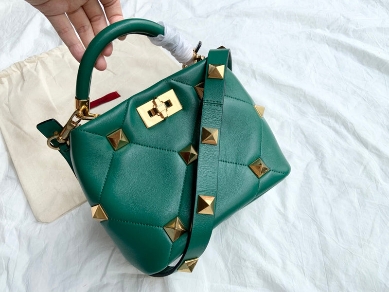 VAL LUXURY BAGS - FOR FASHION LOVERS  AFFORDABLE LUXURY BAGS- 1521
