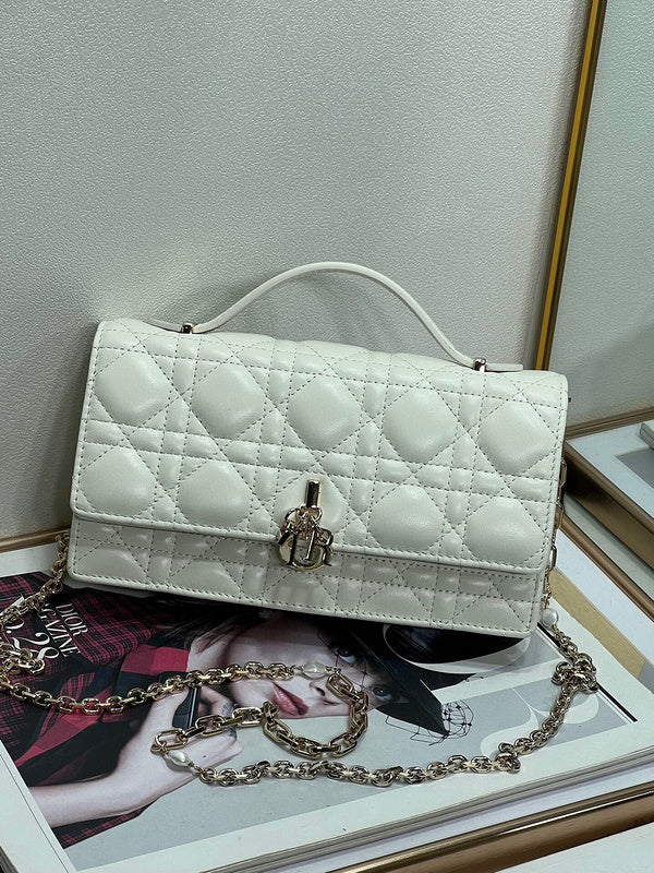 Amelia- DYOR FASHION BAGS - 310