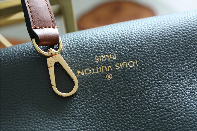 Fan Fashion Lu-Vi bags - 8623