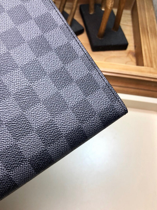Fan Fashion Lu-Vi bags - 10899