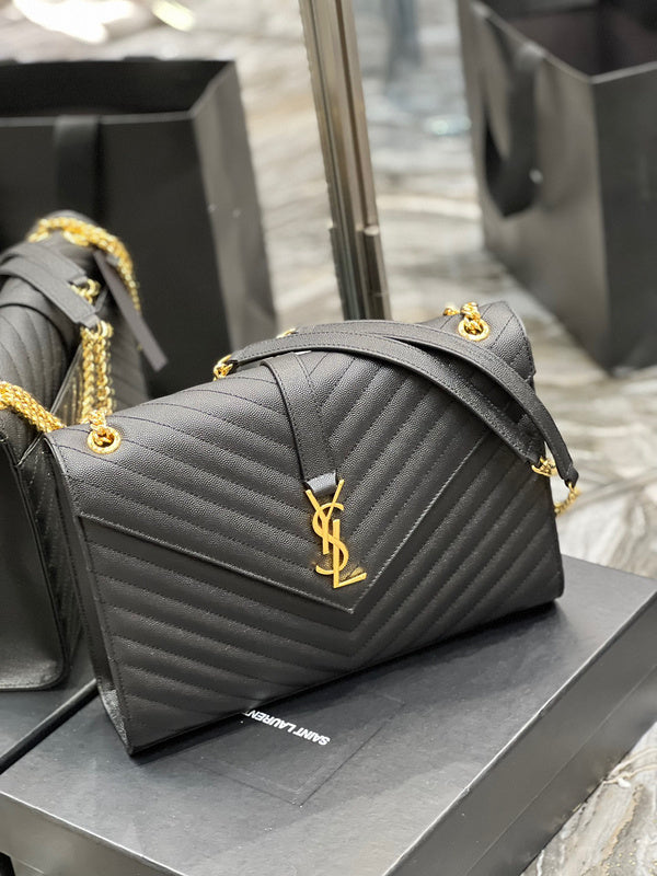 Amelia - YSL Bag - 1880