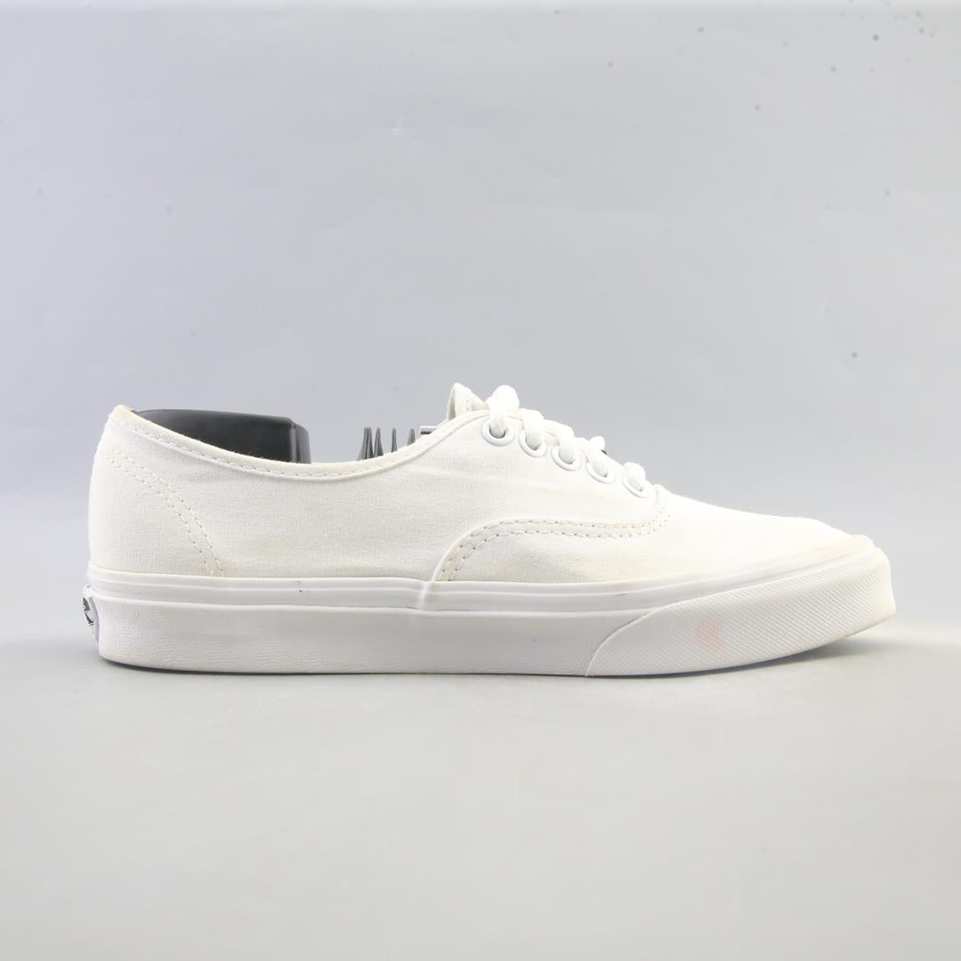 VANS AUTHENTIC
