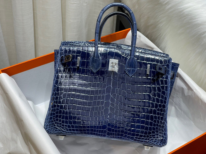 Amelia - HMS Bags - 1708